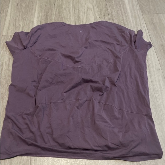 CRZ YOGA Women's Purple Short Sleeve Tee - Picture 3 of 3